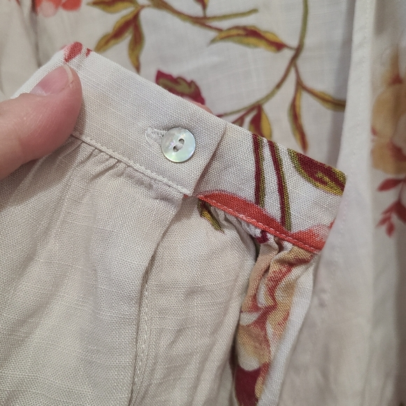 🆕️O'Neill Floral Women's Top - Cream and Pink Floral Blouse NWT - Picture 8 of 9